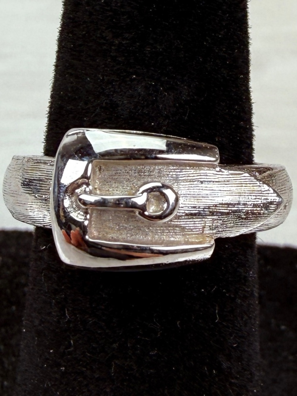 Vintage Avon Silvertone buckle size 5 with guard size 4 ring